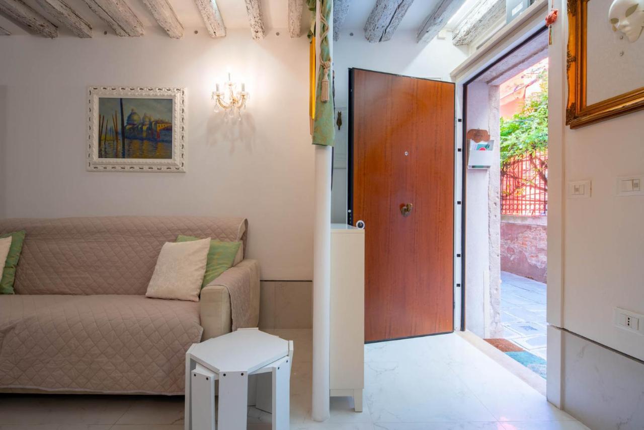 Loving In Venice, 5 Stars Экстерьер фото